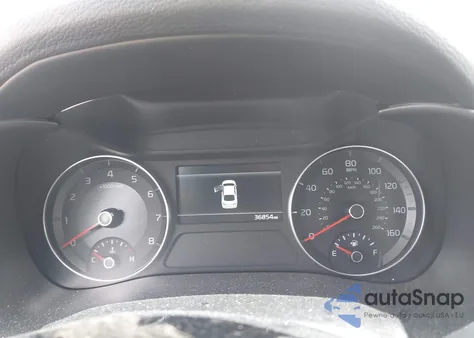 2024 Kia Forte Lxs z USA, uszkodzony, nr VIN 3KPF24AD8RE754569